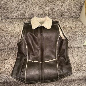 Women’s North Rivers Outfitters Vest